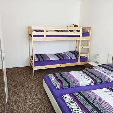 U Klinovce Apartment Kovarska